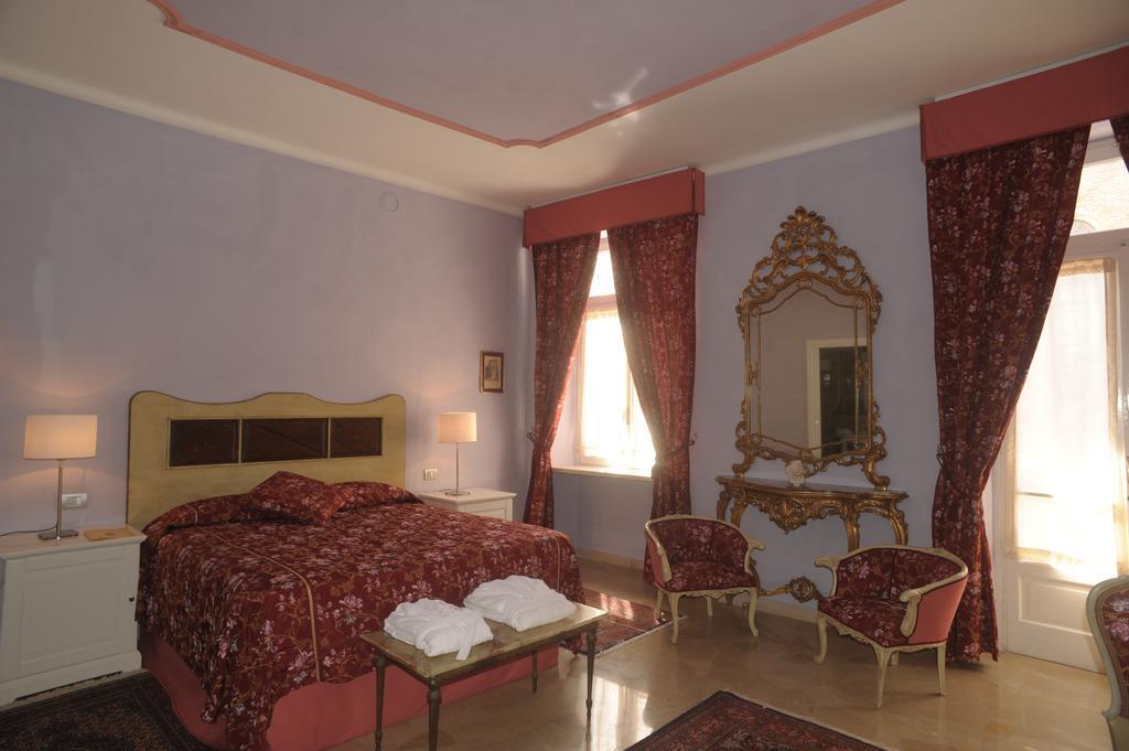 Relais Al Bel San Domenico Bed and Breakfast Alba  Camera foto