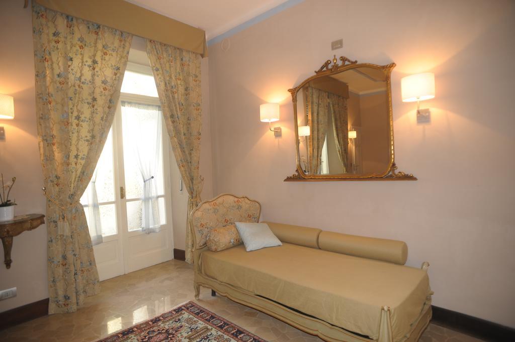 Relais Al Bel San Domenico Bed and Breakfast Alba  Camera foto