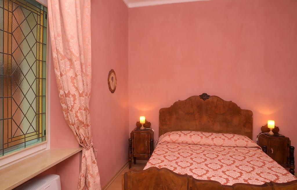 Relais Al Bel San Domenico Bed and Breakfast Alba  Camera foto